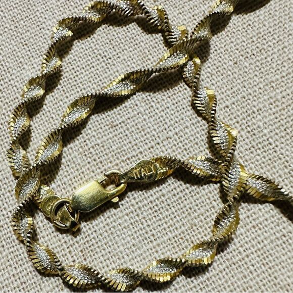 Italian 925 Sterling Silver & Gold-Tone Twisted Rope Chain – 18.5” - Picture 12 of 17